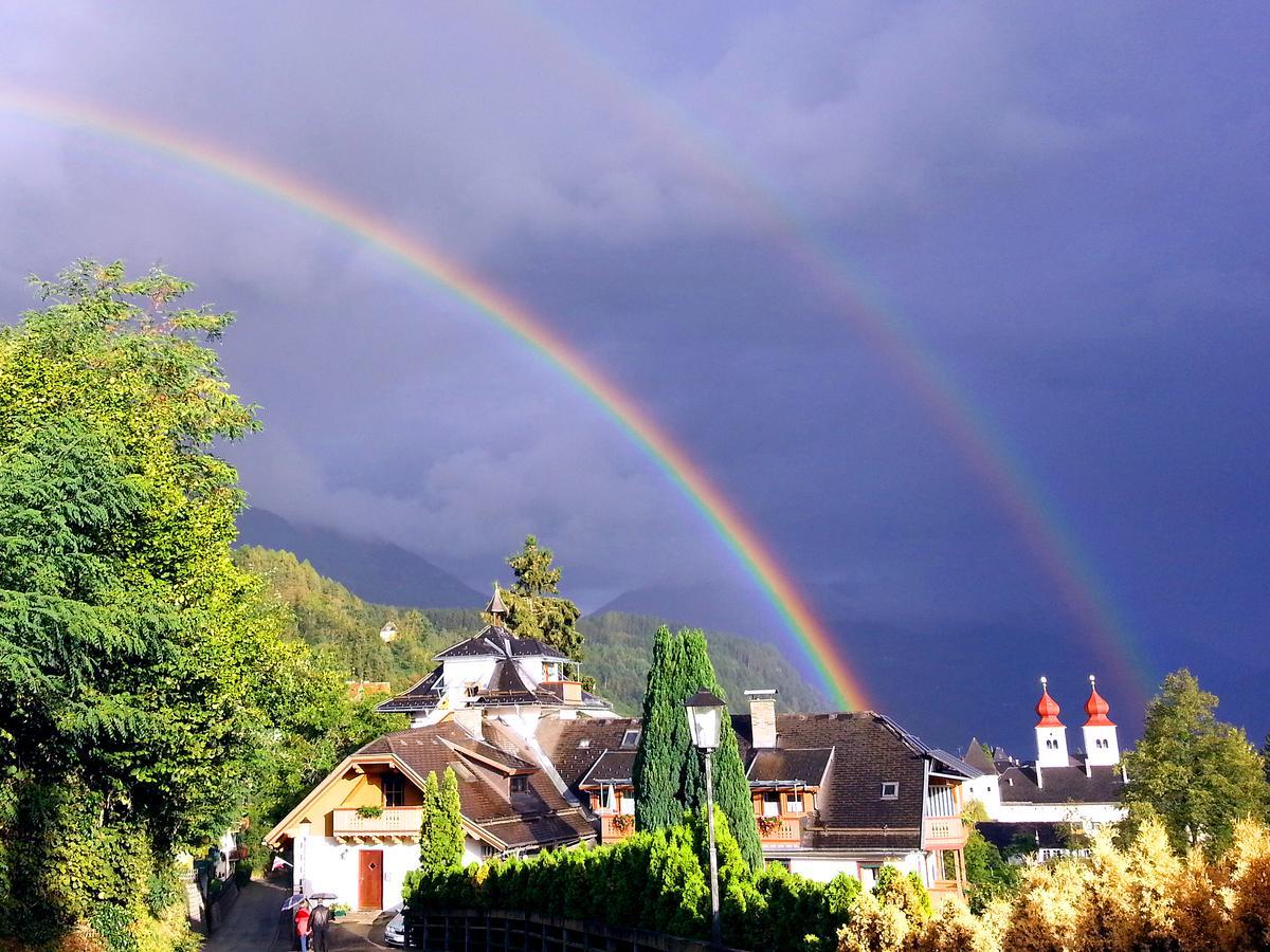 Staudacher Hof-Das Romantische Haus มิลชตัทท์ ภายนอก รูปภาพ